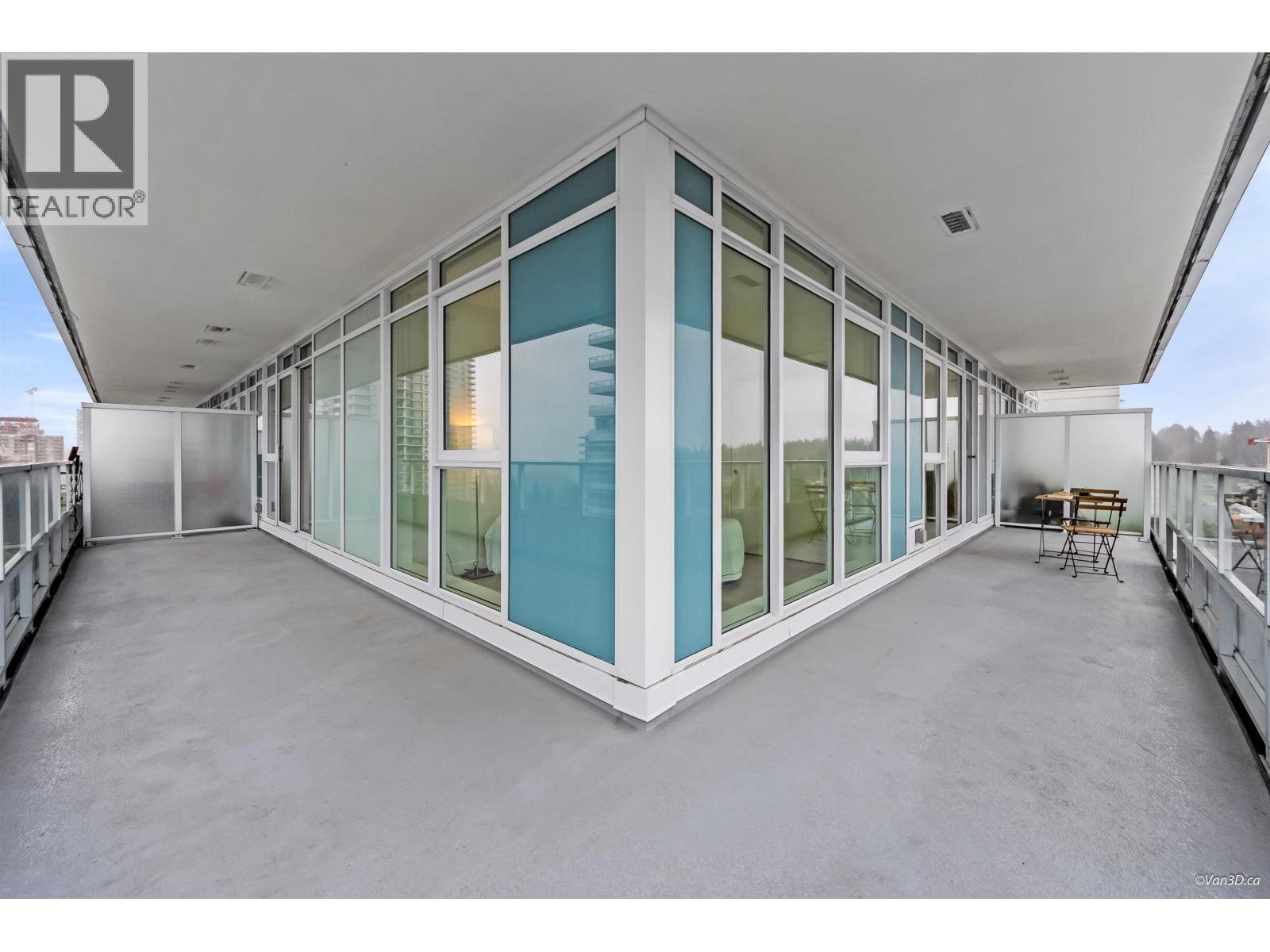 1402 525 Foster Avenue, Coquitlam, British Columbia  V3J 0H6 - Photo 16 - R3096576