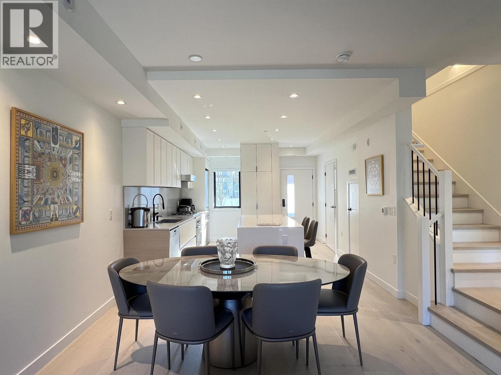 Listing Picture 13 of 40 : 34 530 W 28TH AVENUE, Vancouver / 溫哥華 - 魯藝地產 Yvonne Lu Group - MLS Medallion Club Member