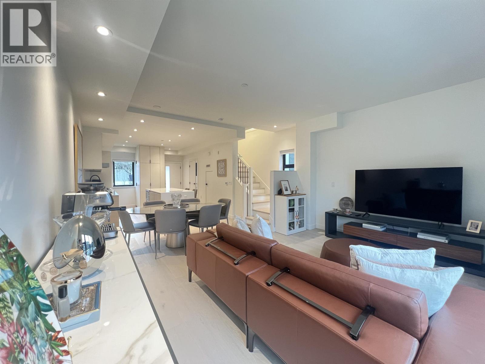 Listing Picture 14 of 40 : 34 530 W 28TH AVENUE, Vancouver / 溫哥華 - 魯藝地產 Yvonne Lu Group - MLS Medallion Club Member