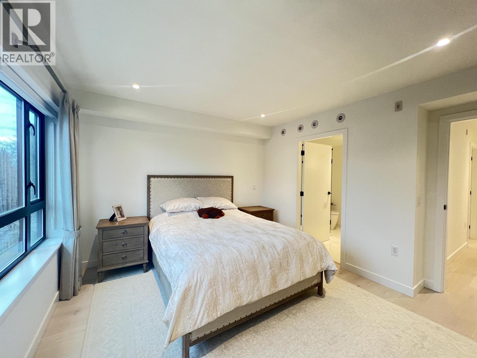 Listing Picture 23 of 40 : 34 530 W 28TH AVENUE, Vancouver / 溫哥華 - 魯藝地產 Yvonne Lu Group - MLS Medallion Club Member