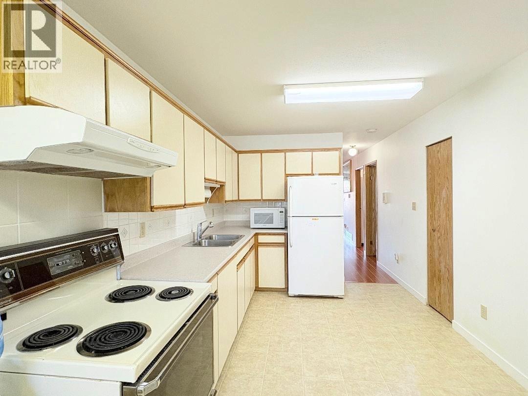 2038 Napier Street, Vancouver, British Columbia  V5L 5B7 - Photo 7 - R3097118