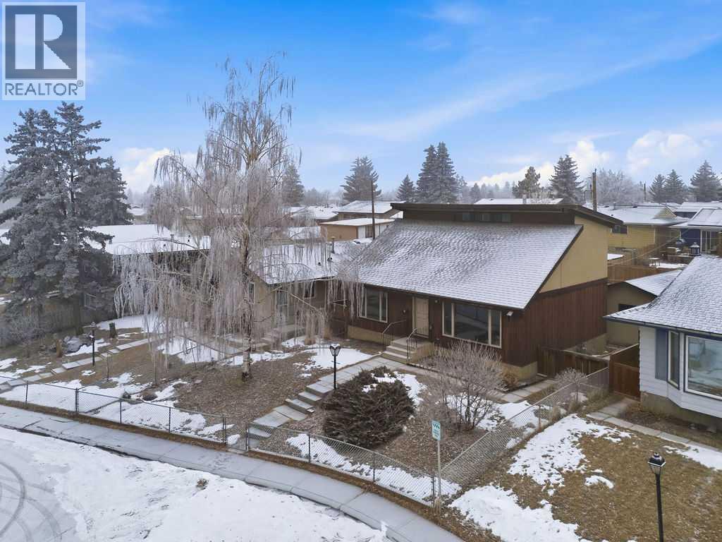 64 Doverview Place Se, Calgary, Alberta  T2B 1Z5 - Photo 40 - A2291081