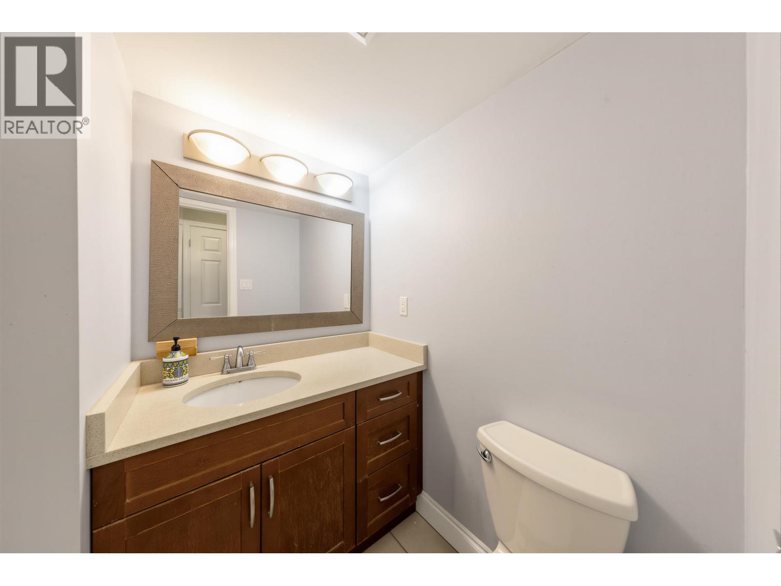 7763 Hazelmere Street, Burnaby, British Columbia  V5E 2B3 - Photo 15 - R3096201