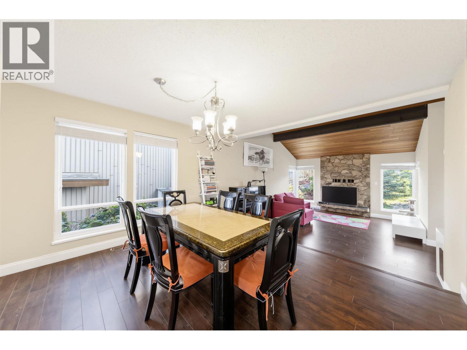 7763 Hazelmere Street, Burnaby, British Columbia  V5E 2B3 - Photo 3 - R3096201