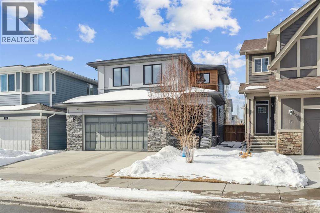 17 Cranbrook Circle SE, Calgary, Alberta