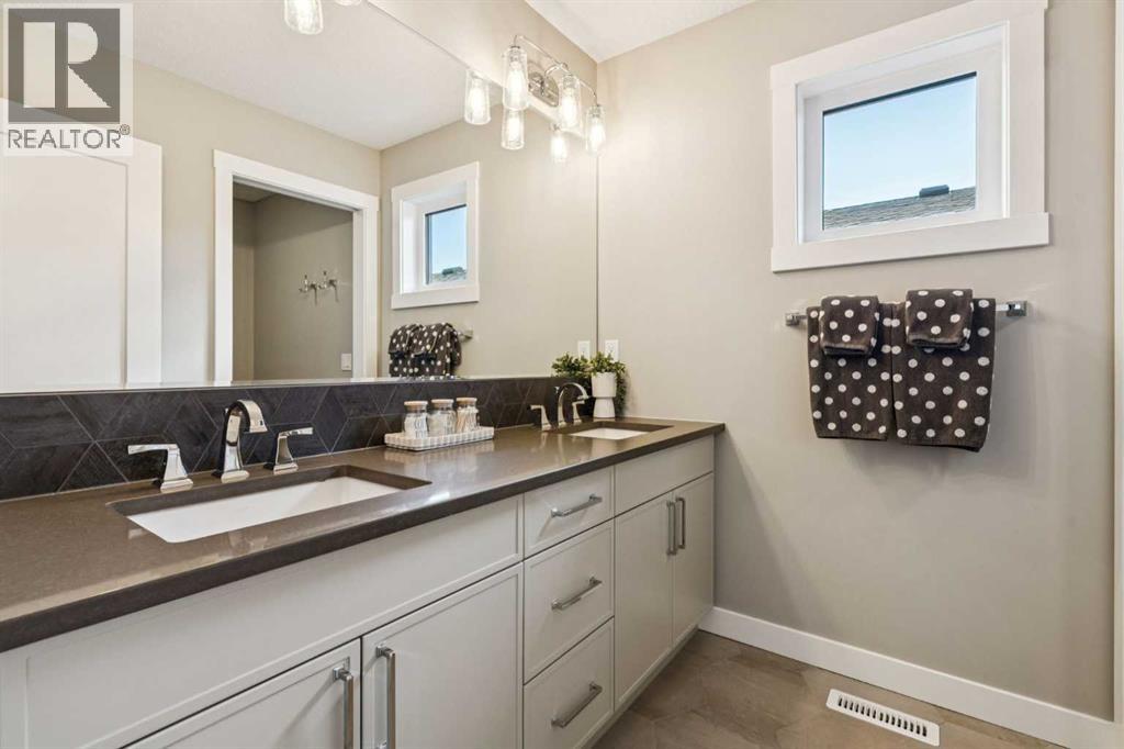 17 Cranbrook Circle Se, Calgary, Alberta  T3M 2J5 - Photo 32 - A2288102