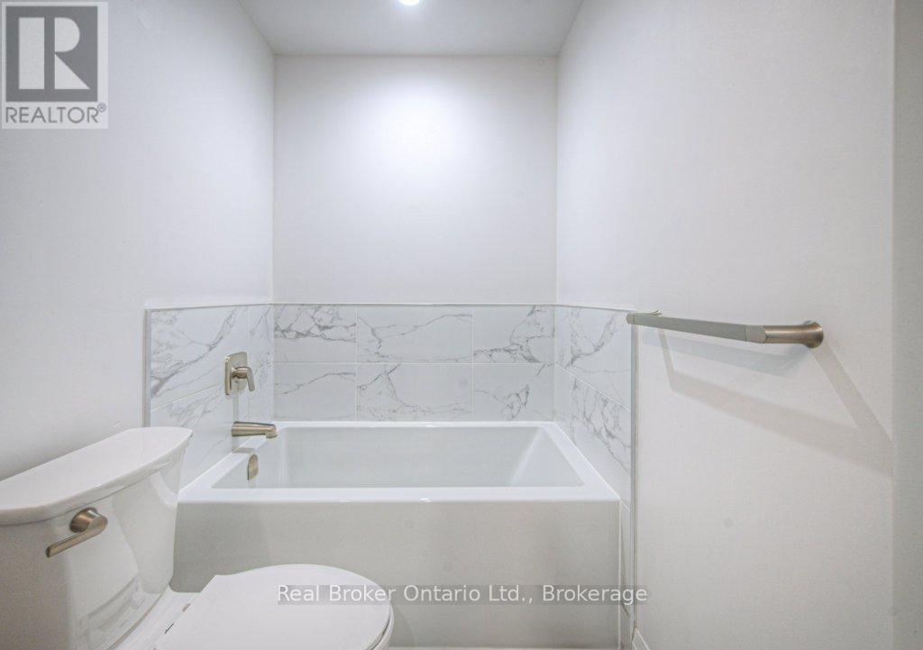 705 - 500 Brock Avenue, Burlington (Brant), Ontario  L7S 0A5 - Photo 22 - W12767660