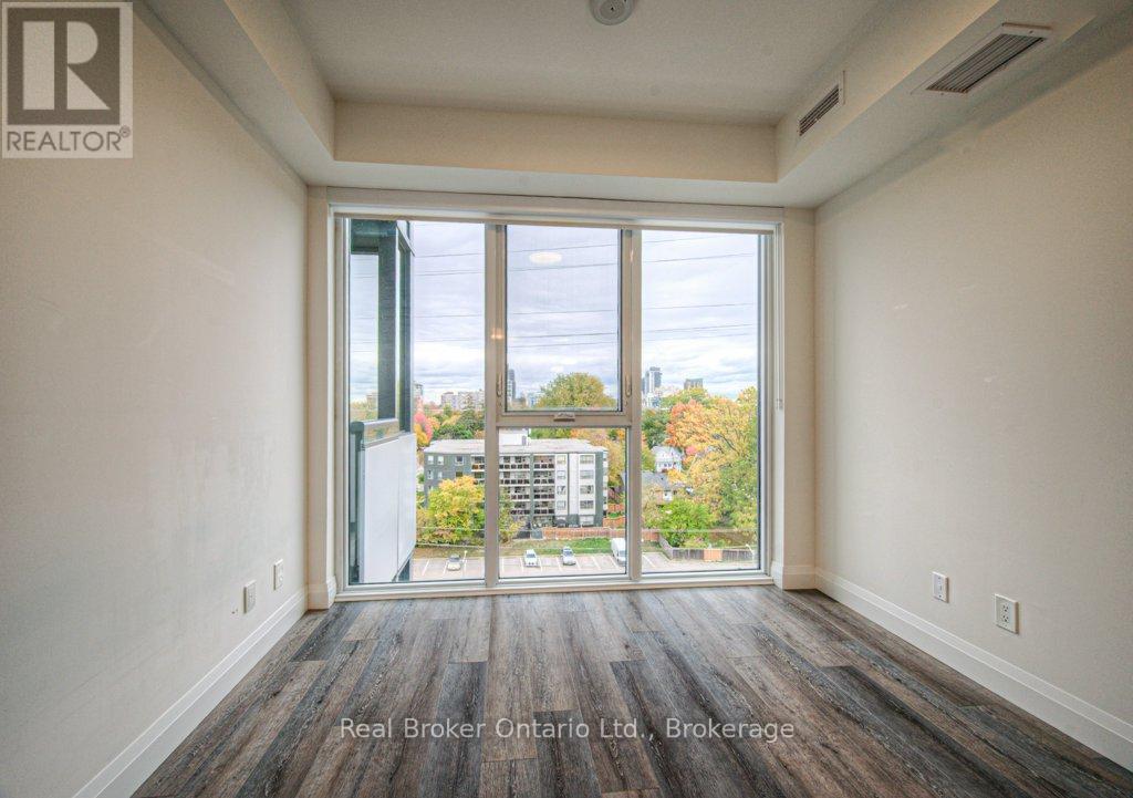 705 - 500 Brock Avenue, Burlington (Brant), Ontario  L7S 0A5 - Photo 10 - W12767660