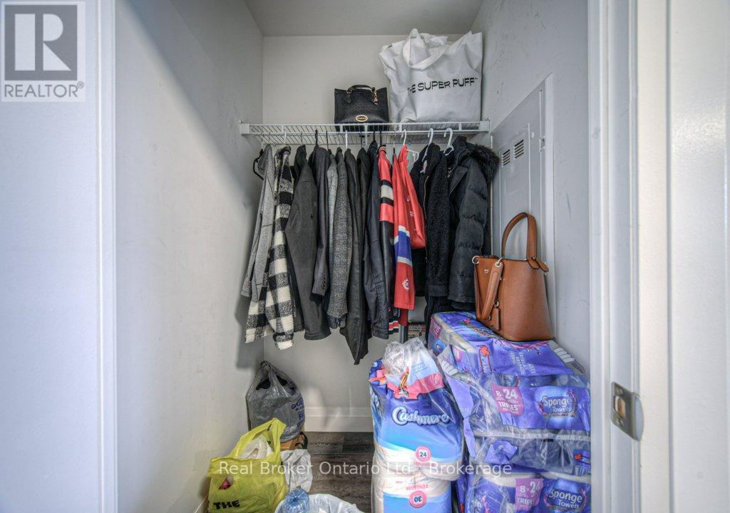 705 - 500 Brock Avenue, Burlington (Brant), Ontario  L7S 0A5 - Photo 19 - W12767660