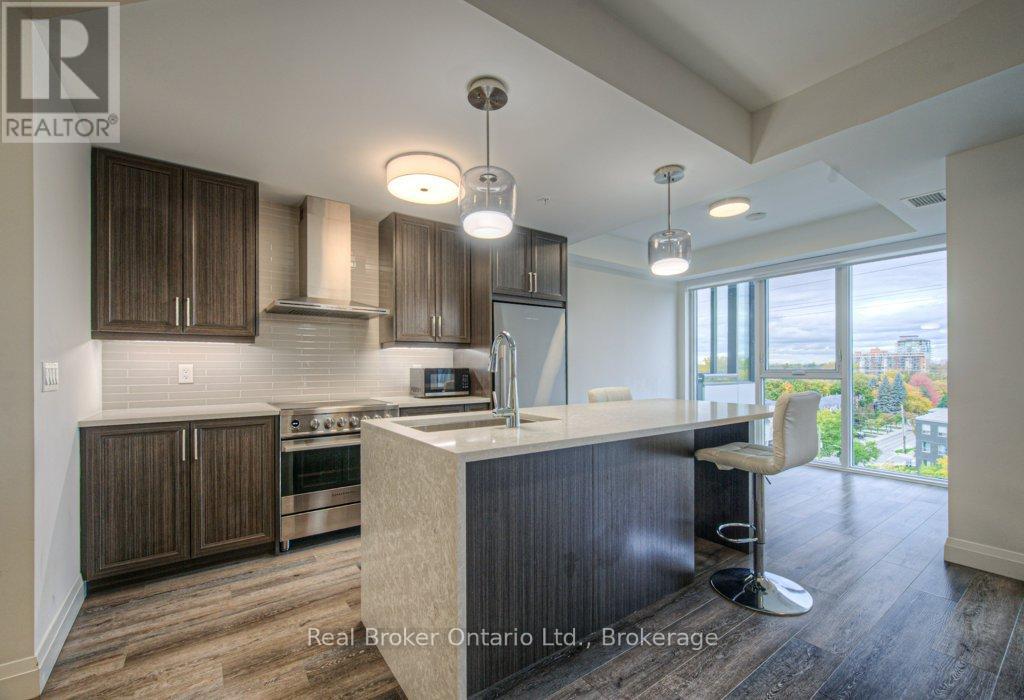 705 - 500 Brock Avenue, Burlington (Brant), Ontario  L7S 0A5 - Photo 5 - W12767660