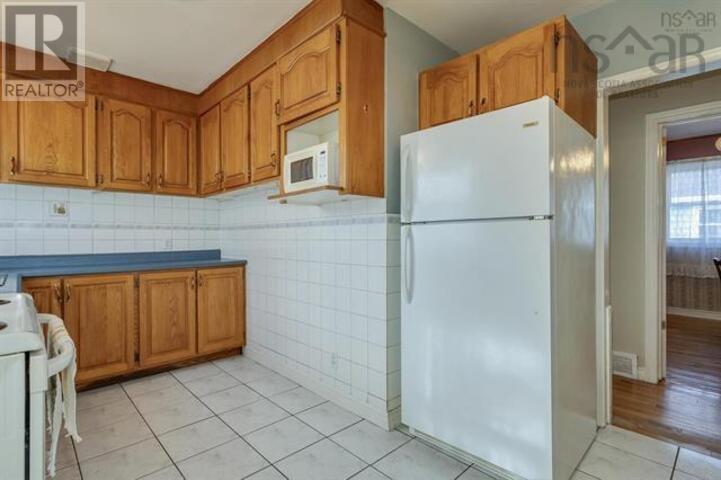 60 Thornhill Drive, Spryfield, Nova Scotia  B3R 2B4 - Photo 3 - 202602443