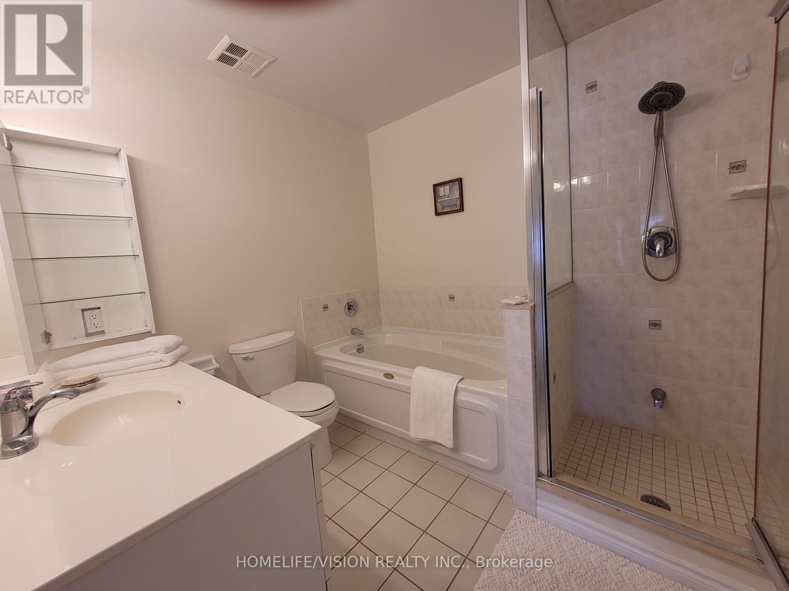 1229 - 28 Sommerset Way, Toronto, Ontario  M2N 6W7 - Photo 23 - C12836730