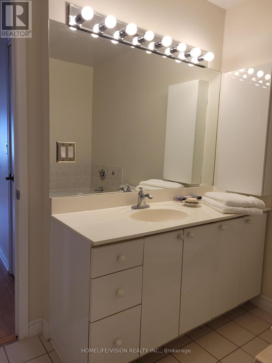 1229 - 28 Sommerset Way, Toronto, Ontario  M2N 6W7 - Photo 24 - C12836730