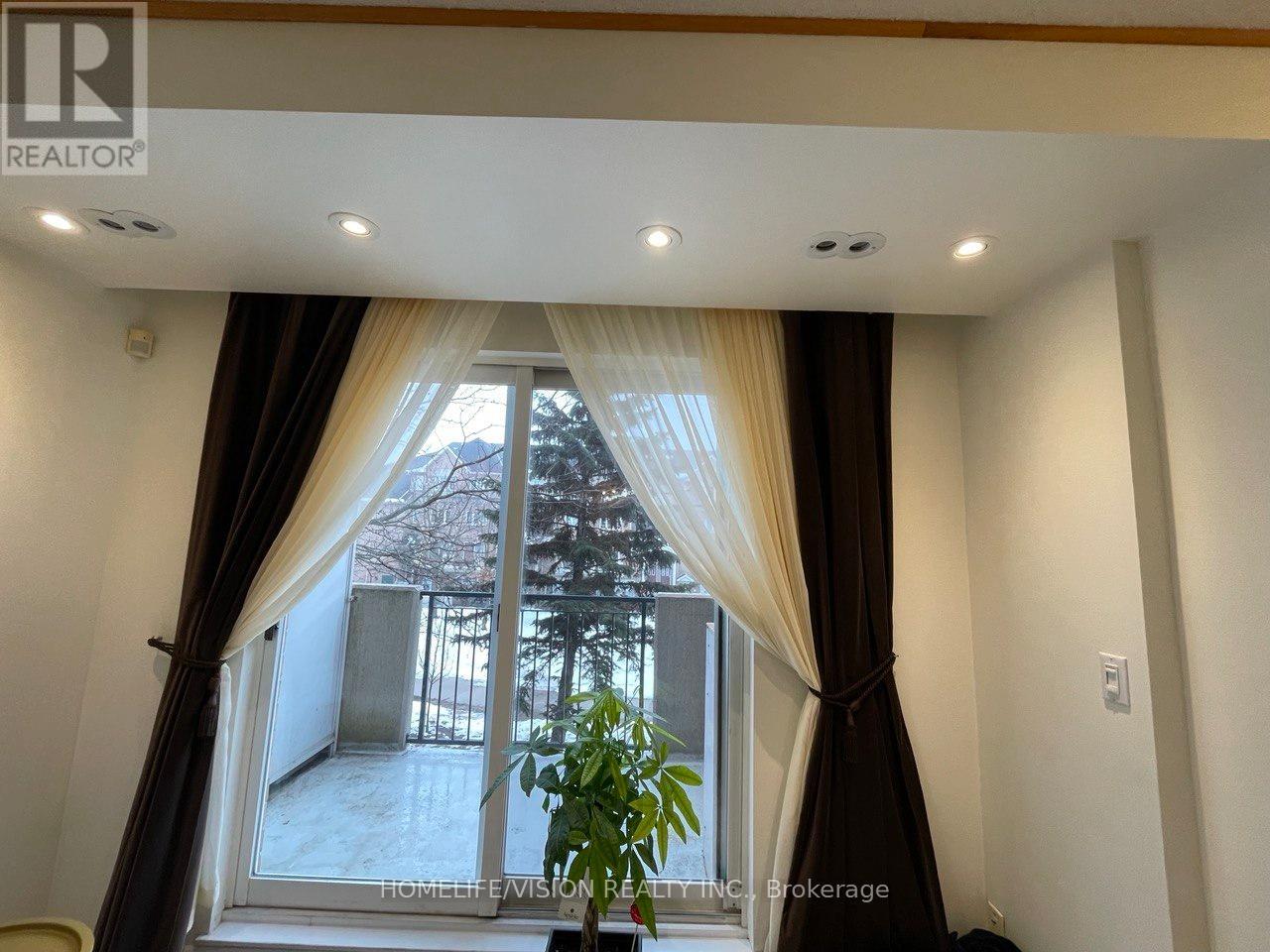 1229 - 28 Sommerset Way, Toronto, Ontario  M2N 6W7 - Photo 50 - C12836730