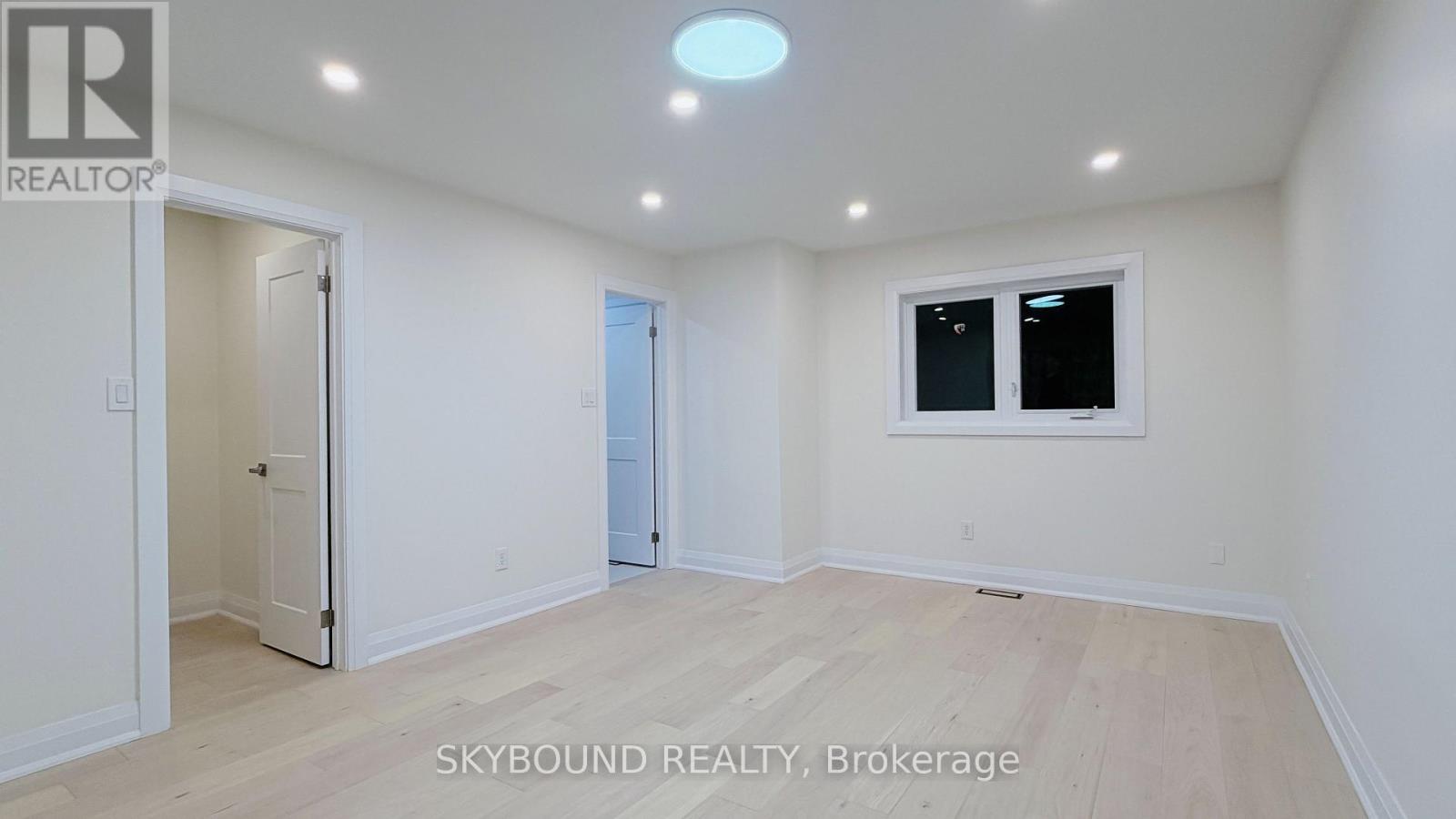 5467 Bullrush Drive, Mississauga (East Credit), Ontario  L5V 1Z1 - Photo 8 - W12856778