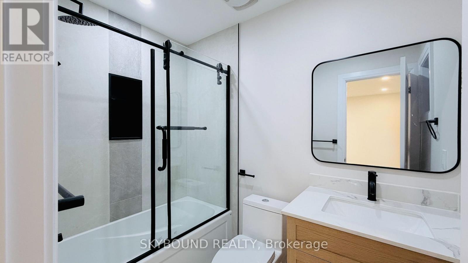 5467 Bullrush Drive, Mississauga (East Credit), Ontario  L5V 1Z1 - Photo 10 - W12856778