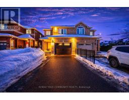 34 KALMAR CRESCENT, Richmond Hill, Ontario