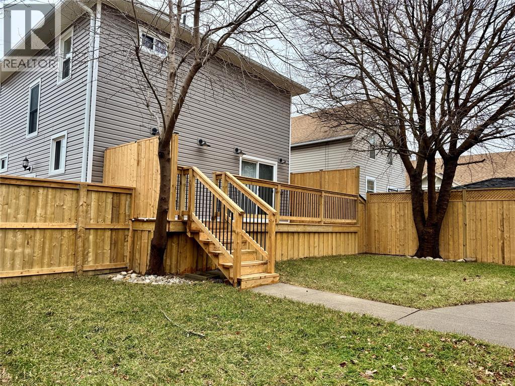 401 Devine Street, Sarnia, Ontario  N7T 1V6 - Photo 5 - 26004710