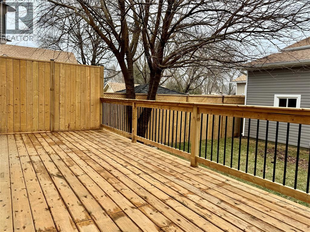 401 Devine Street, Sarnia, Ontario  N7T 1V6 - Photo 6 - 26004710