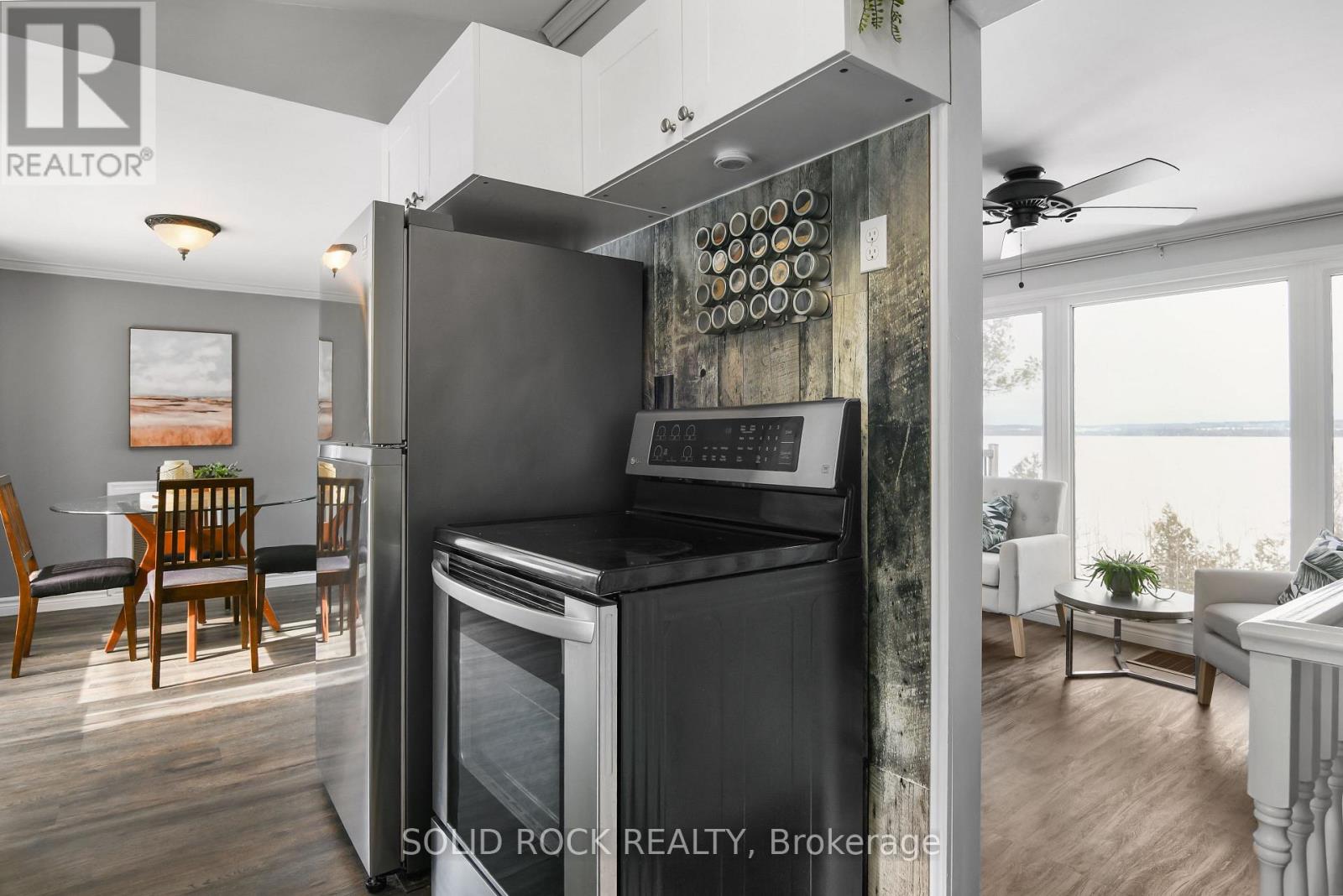 2496 River Road, Mcnab/braeside, Ontario  K0A 1G0 - Photo 23 - X12857562