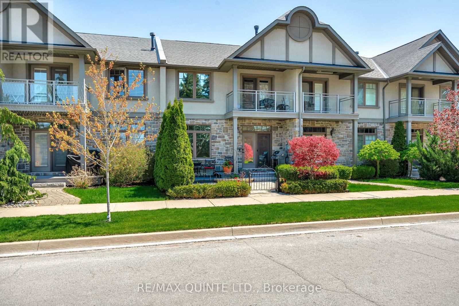 44 - 24 South Church Street, Belleville (Belleville Ward), Ontario  K8N 0A9 - Photo 1 - X12857578