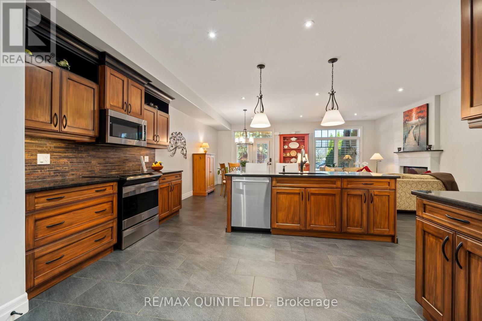 44 - 24 South Church Street, Belleville (Belleville Ward), Ontario  K8N 0A9 - Photo 16 - X12857578