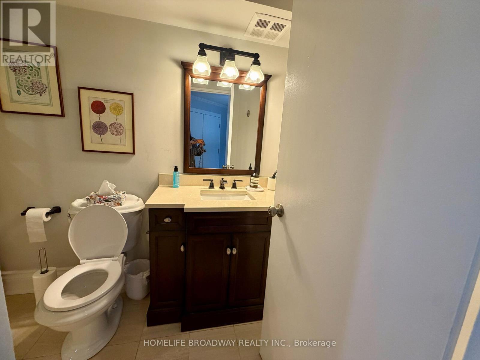 601 - 110 Bloor Street W, Toronto, Ontario  M5S 2W7 - Photo 13 - C12857548