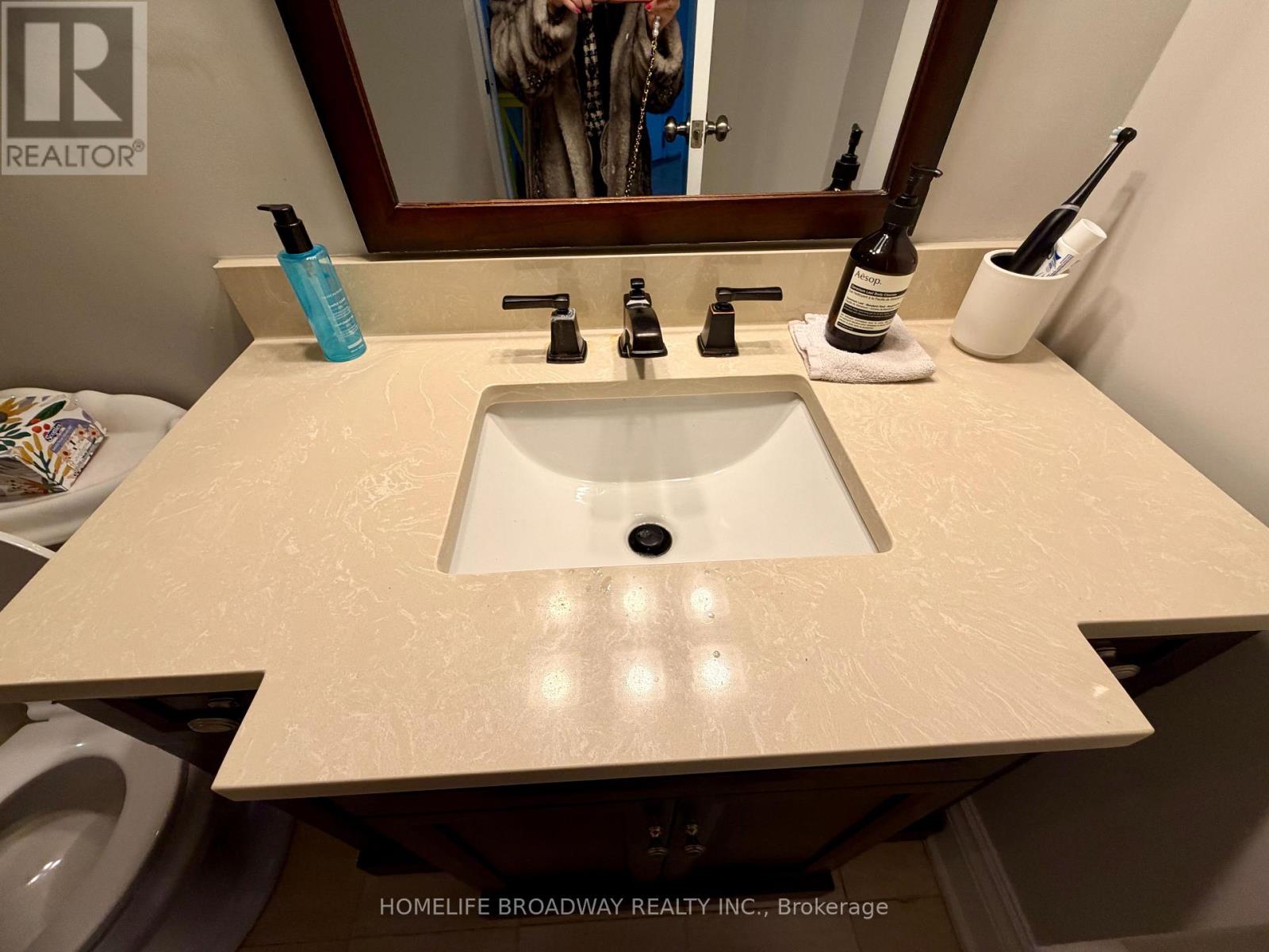 601 - 110 Bloor Street W, Toronto, Ontario  M5S 2W7 - Photo 14 - C12857548