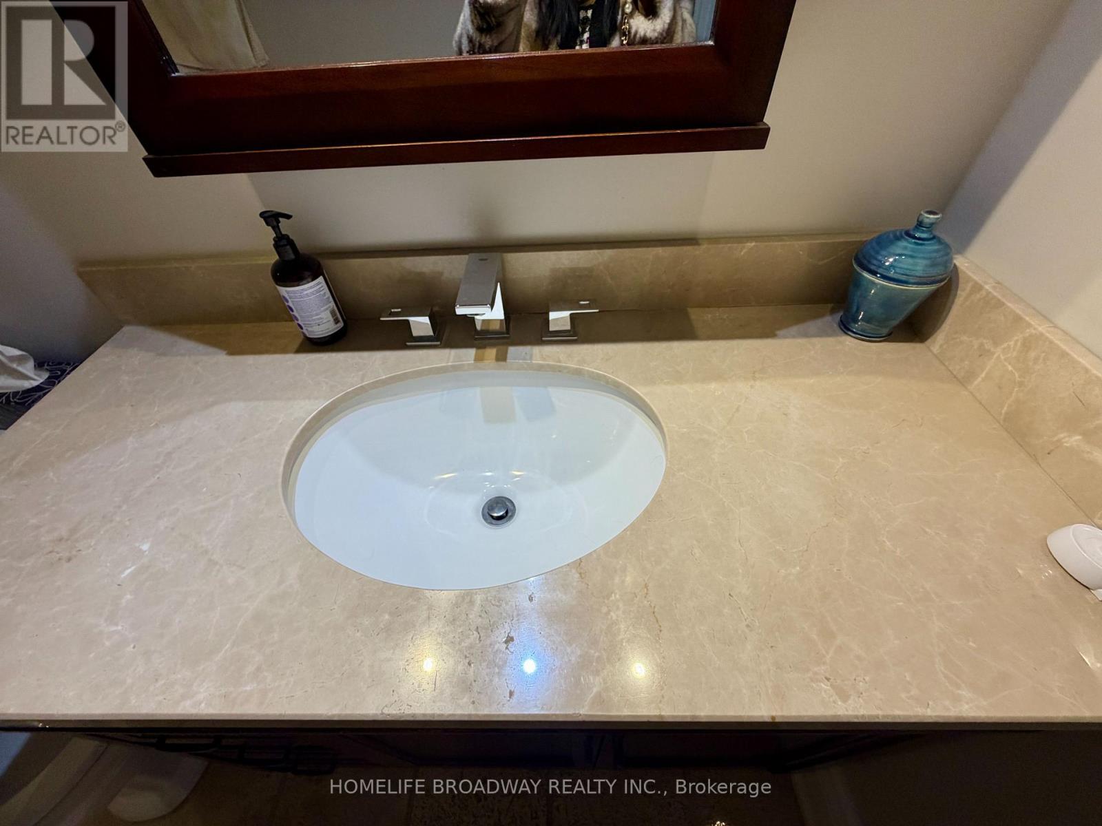 601 - 110 Bloor Street W, Toronto, Ontario  M5S 2W7 - Photo 21 - C12857548