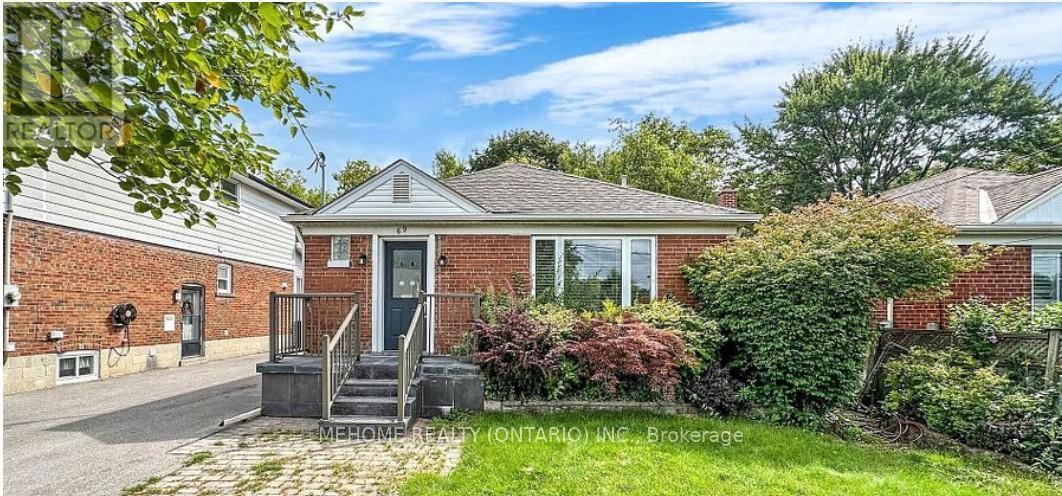 (MAIN) - 69 ELLINGTON DRIVE, Toronto, Ontario