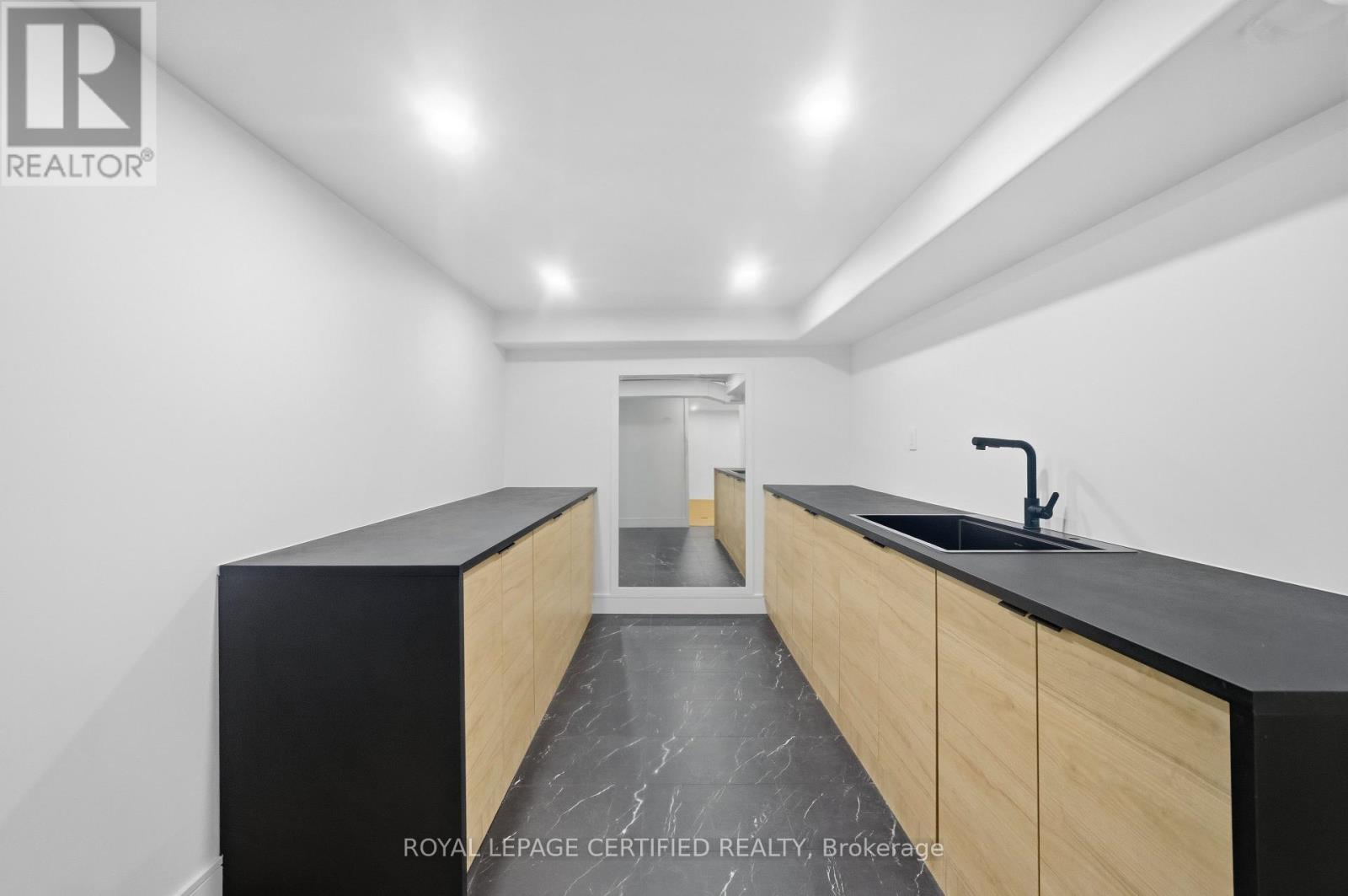 590 Barton Street E, Hamilton (Gibson), Ontario  L8L 2Z5 - Photo 26 - X12857528