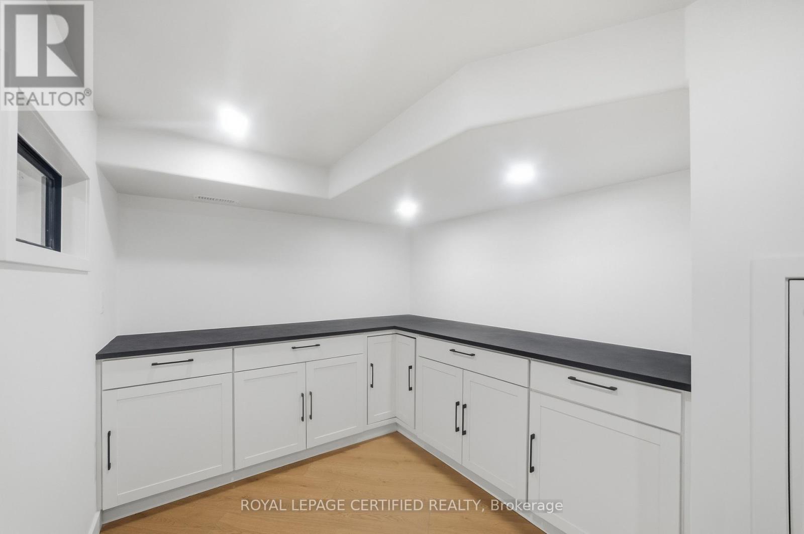 590 Barton Street E, Hamilton (Gibson), Ontario  L8L 2Z5 - Photo 27 - X12857528