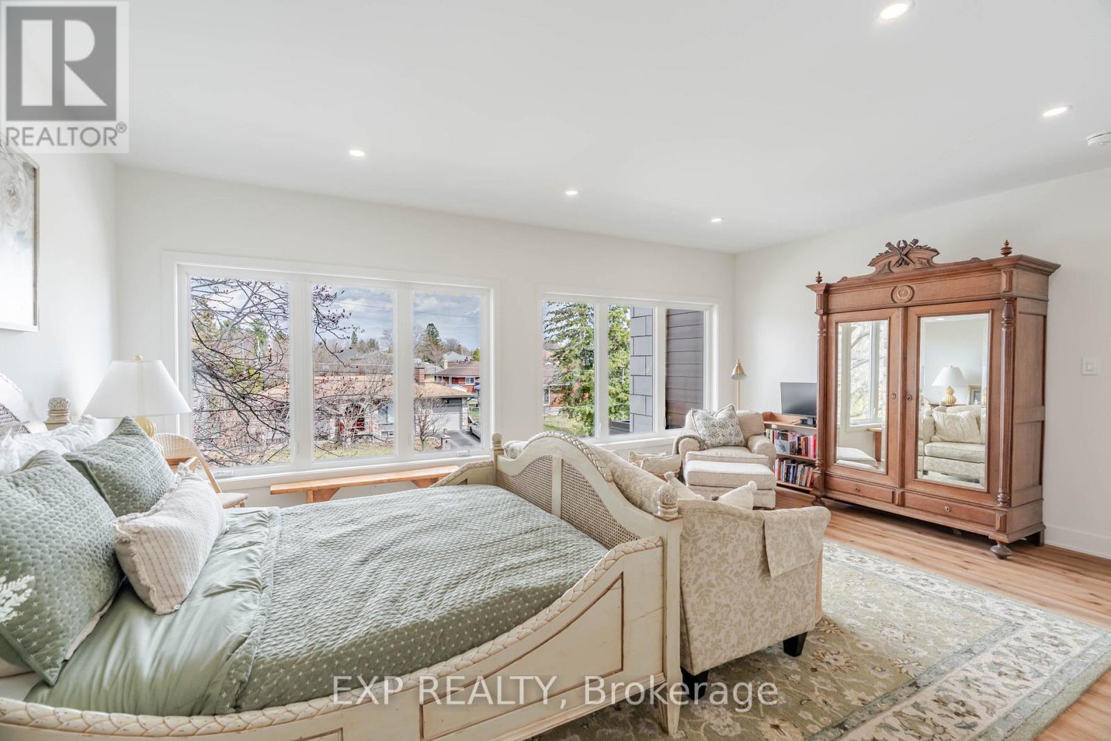 12 Viewmount Drive, Ottawa, Ontario  K2G 1R5 - Photo 33 - X12857580