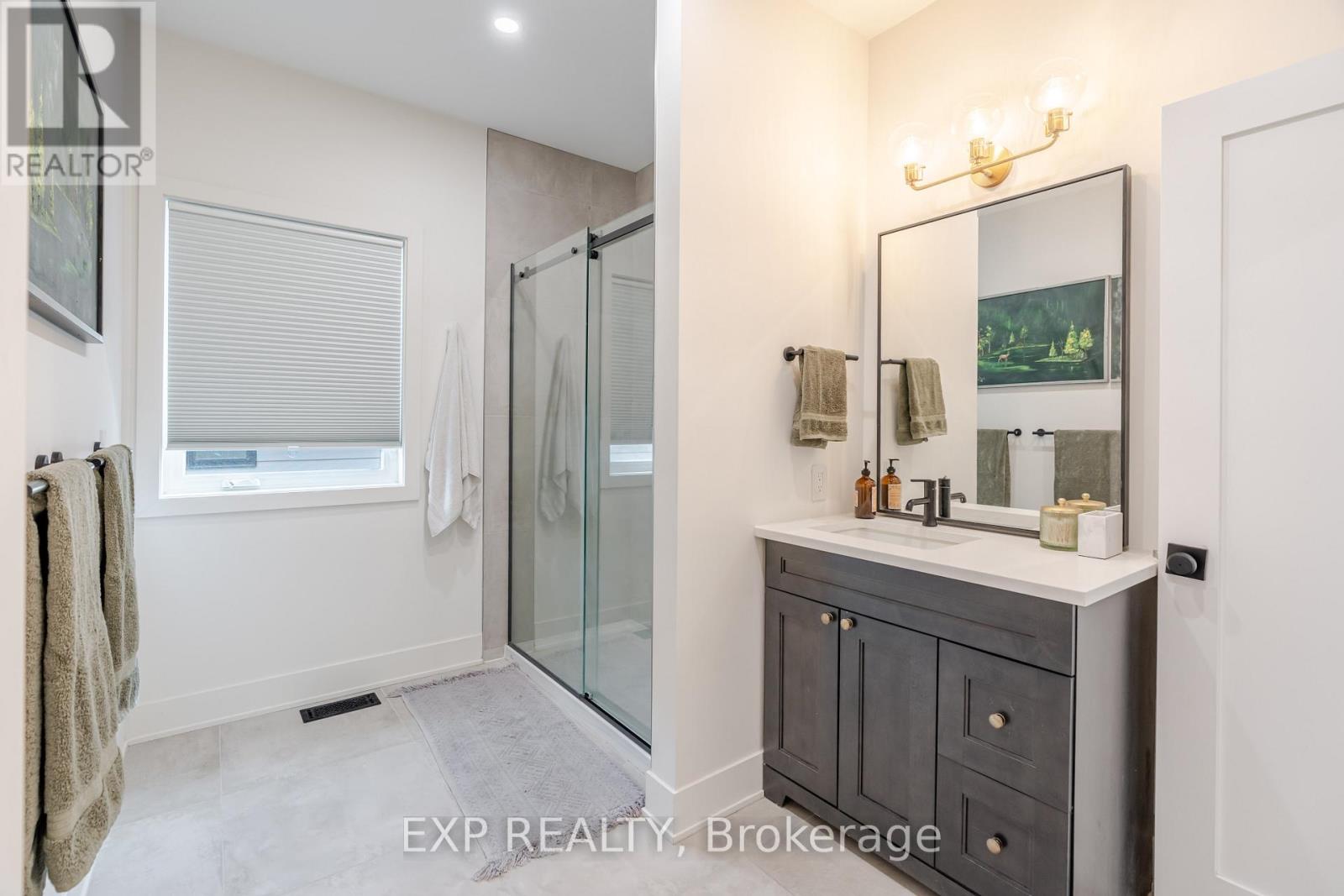 12 Viewmount Drive, Ottawa, Ontario  K2G 1R5 - Photo 34 - X12857580