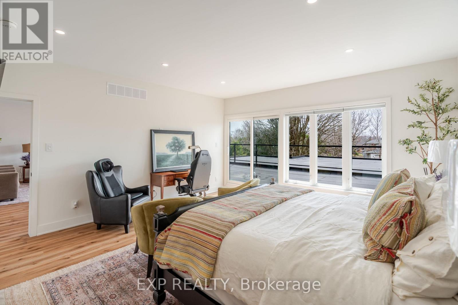 12 Viewmount Drive, Ottawa, Ontario  K2G 1R5 - Photo 37 - X12857580