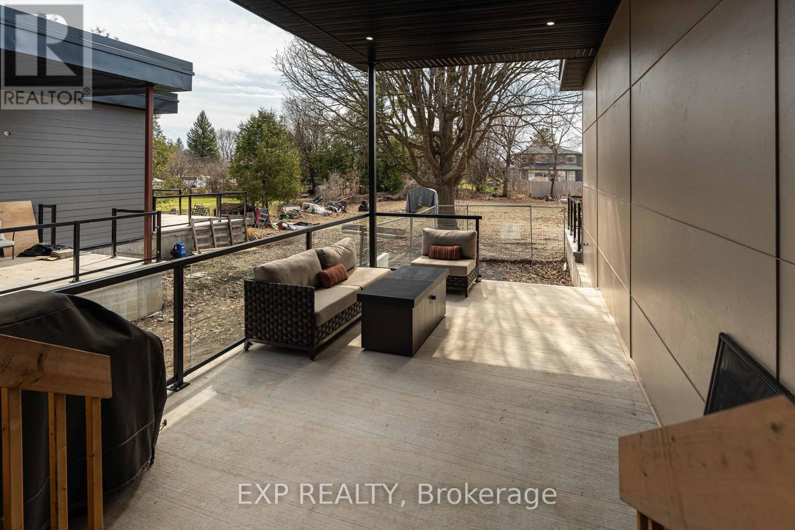 12 Viewmount Drive, Ottawa, Ontario  K2G 1R5 - Photo 39 - X12857580