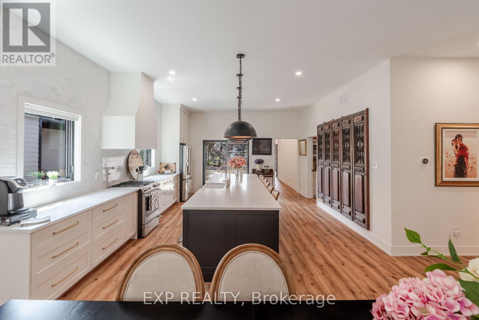 12 Viewmount Drive, Ottawa, Ontario  K2G 1R5 - Photo 9 - X12857580