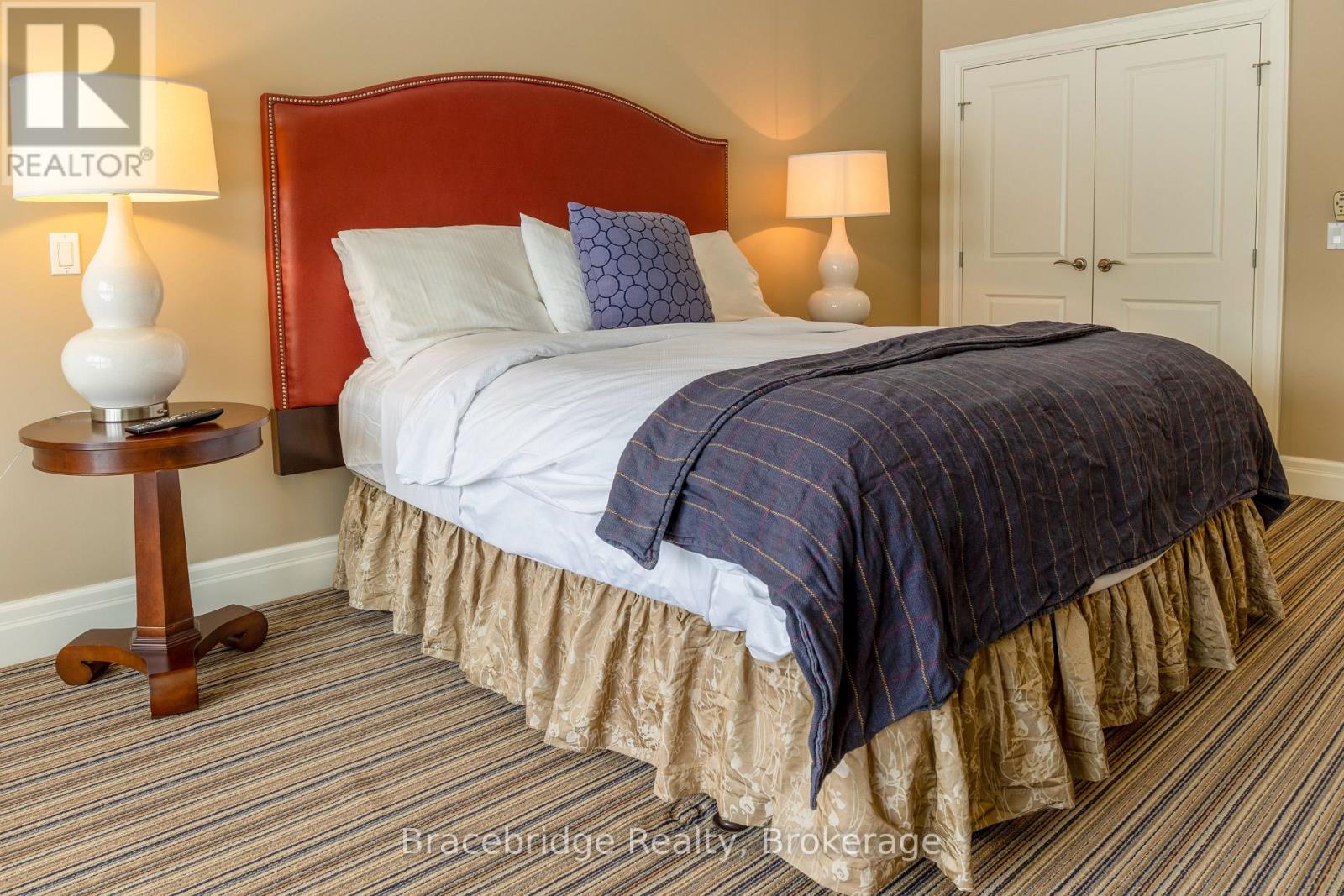 G104-D2 - 1869 Muskoka Road 118 Highway W, Muskoka Lakes (Monck (Muskoka Lakes)), Ontario  P1L 1W8 - Photo 25 - X12857606