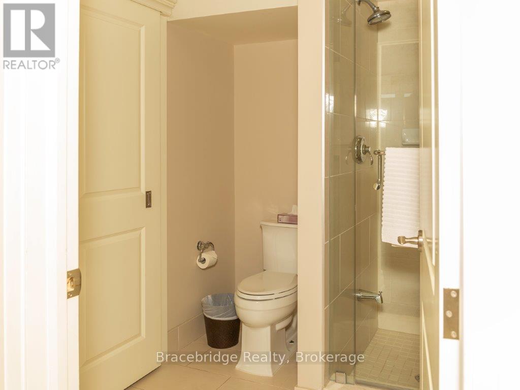 G104-D2 - 1869 Muskoka Road 118 Highway W, Muskoka Lakes (Monck (Muskoka Lakes)), Ontario  P1L 1W8 - Photo 3 - X12857606