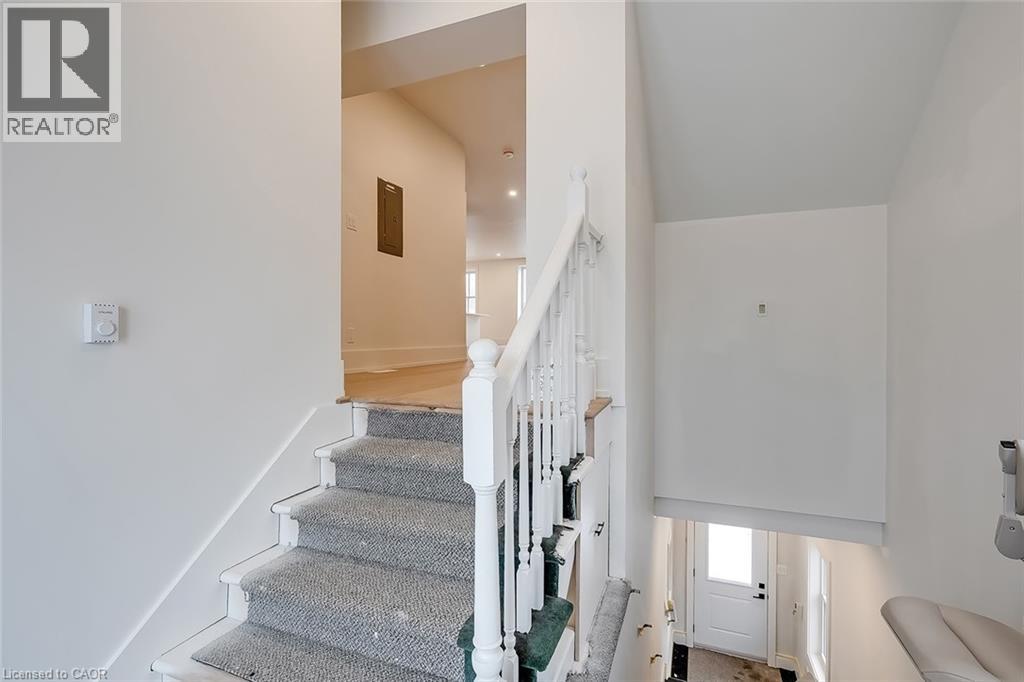 284 Wilson Street E Unit# 201, Ancaster, Ontario  L9G 2B9 - Photo 3 - 40801910