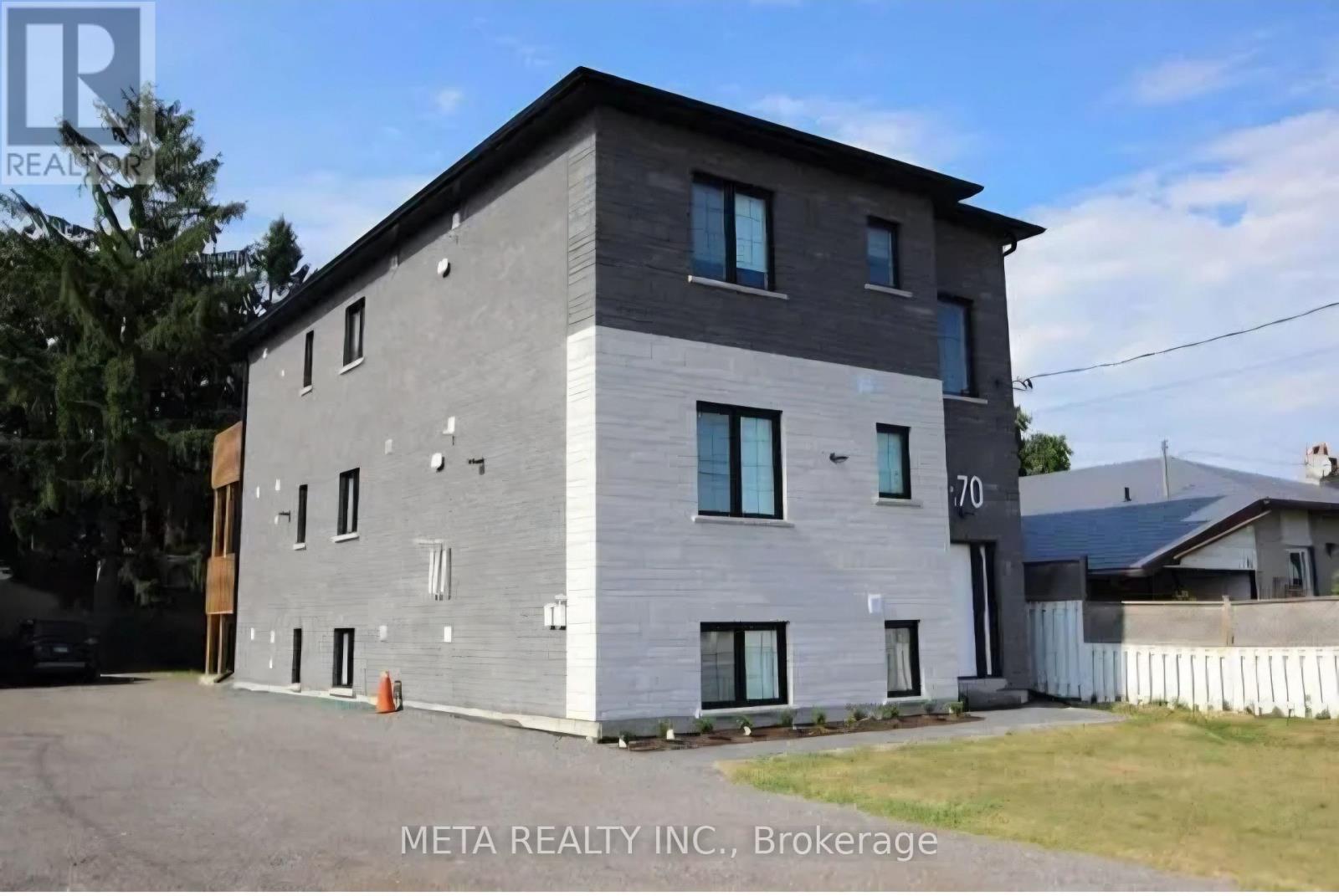 2 - 70 TAUNTON ROAD W, Oshawa, Ontario