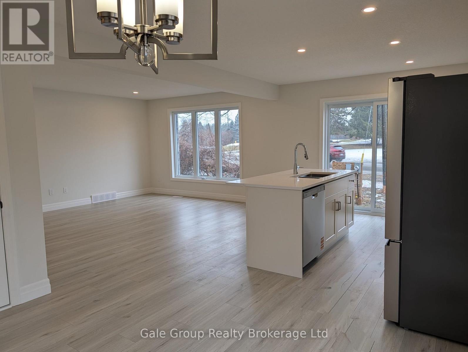 231 Pittock Park Road, Woodstock (Woodstock - North), Ontario  N4S 7W2 - Photo 3 - X12696870