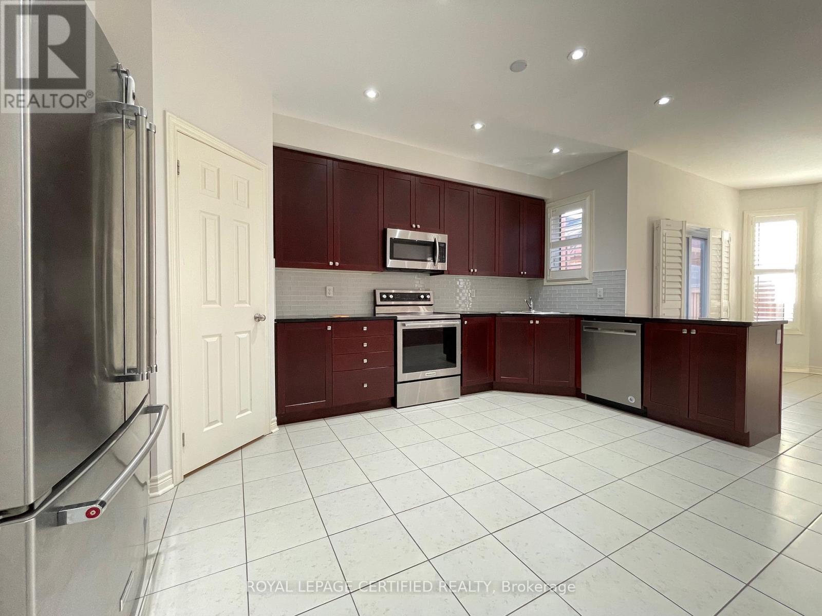 656 Mockridge Terr Terrace, Milton, Ontario  L9T 8V7 - Photo 12 - W12857598