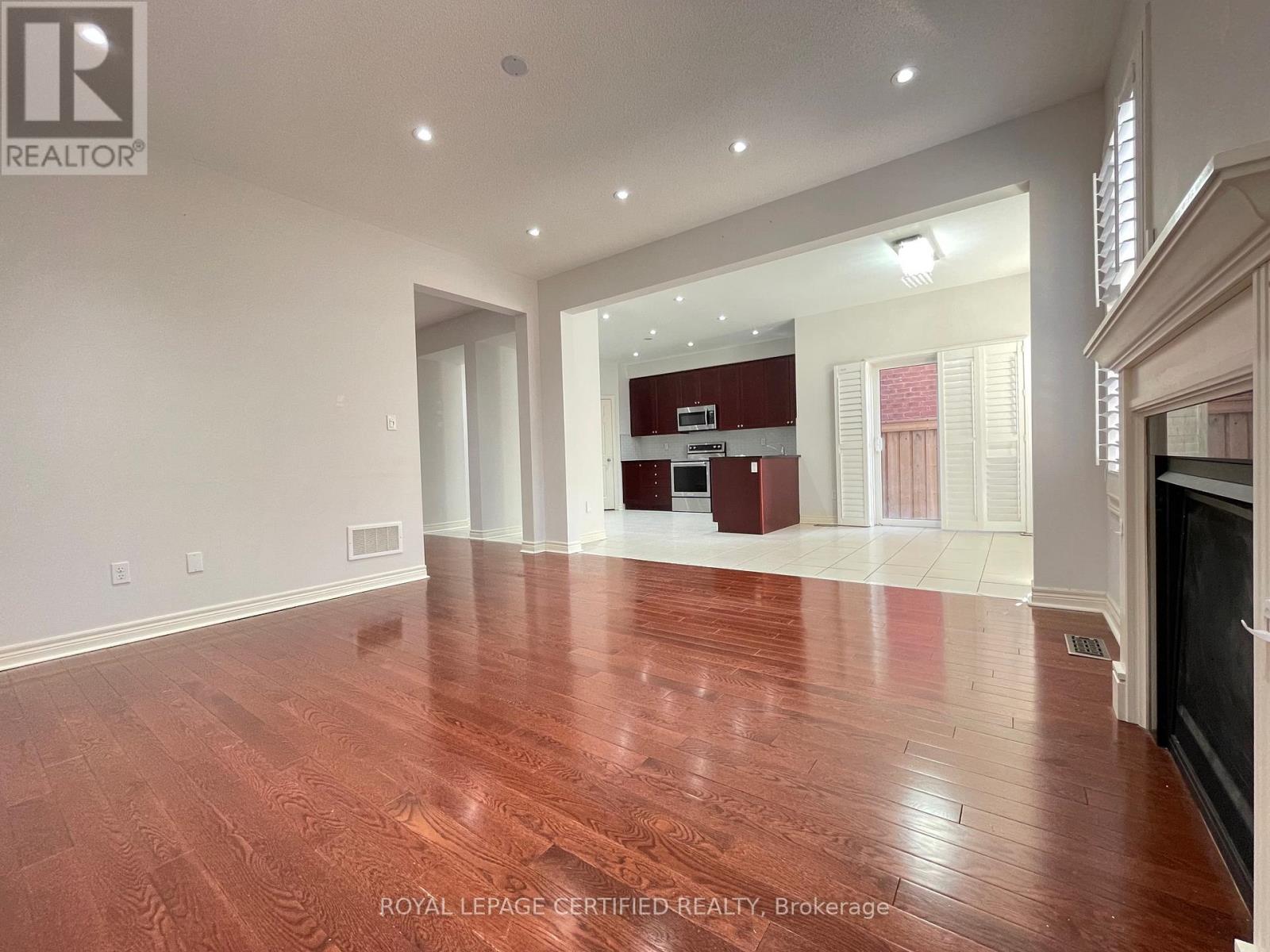 656 Mockridge Terr Terrace, Milton, Ontario  L9T 8V7 - Photo 15 - W12857598