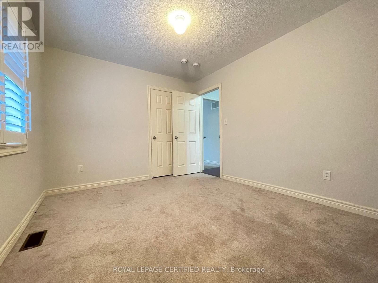 656 Mockridge Terr Terrace, Milton, Ontario  L9T 8V7 - Photo 34 - W12857598