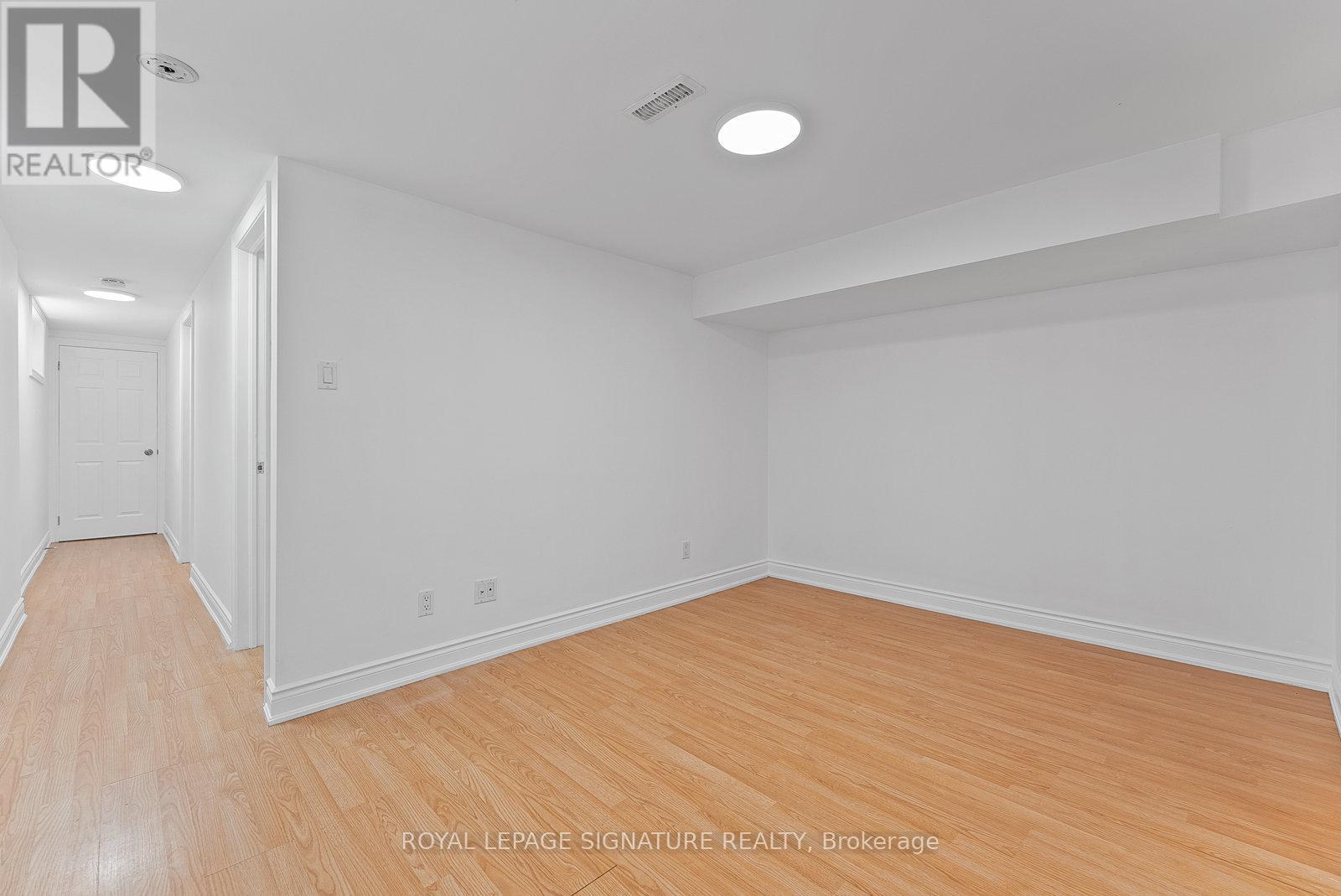 Lower - 502 Westmount Avenue, Toronto, Ontario  M6E 3N5 - Photo 14 - C12853416