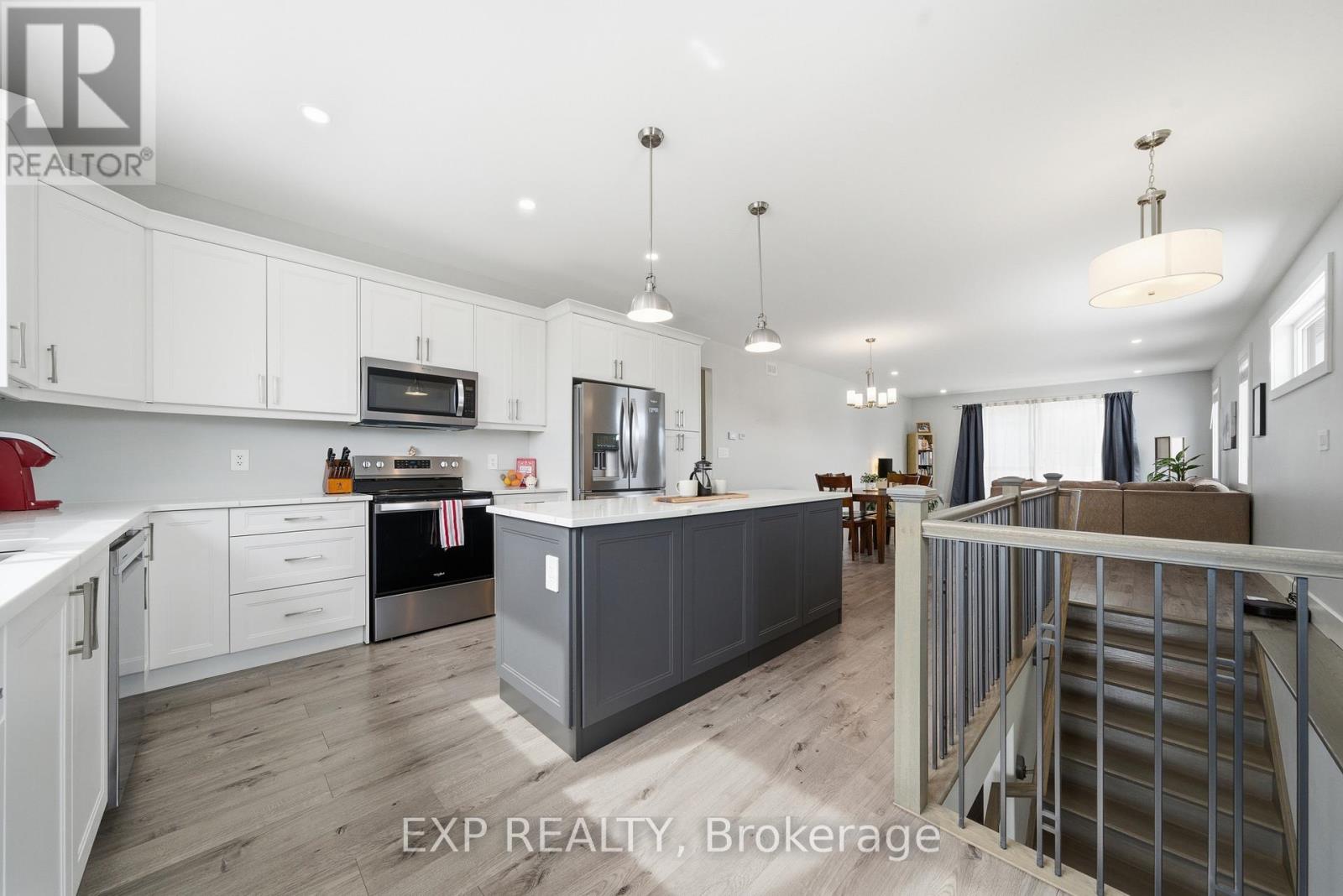 52 Meagan Lane, Quinte West (Frankford Ward), Ontario  K0K 2C0 - Photo 14 - X12857616