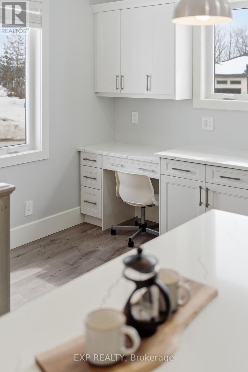 52 Meagan Lane, Quinte West (Frankford Ward), Ontario  K0K 2C0 - Photo 17 - X12857616