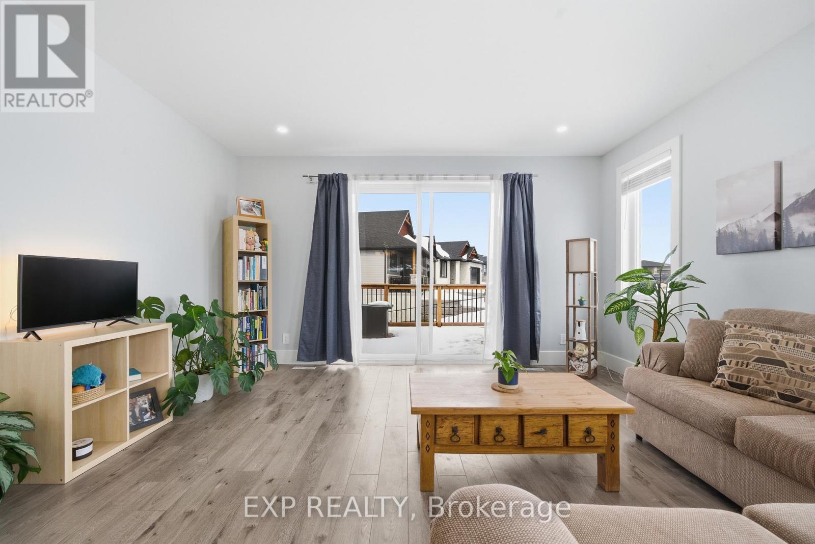 52 Meagan Lane, Quinte West (Frankford Ward), Ontario  K0K 2C0 - Photo 22 - X12857616