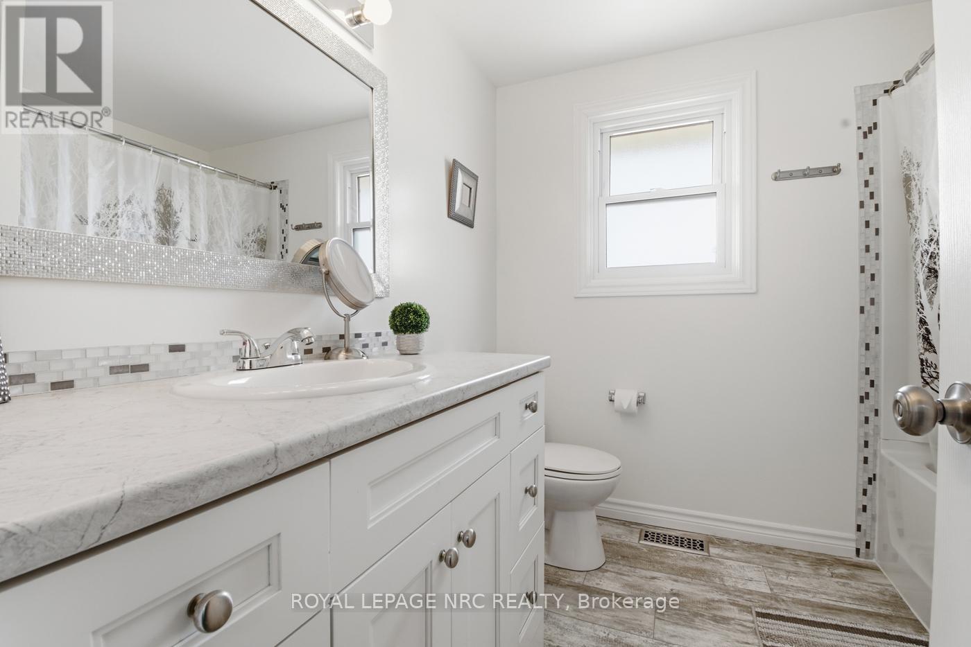 12 - 242 Lakeport Drive, St. Catharines, Ontario  L2N 6V2 - Photo 17 - X12857620